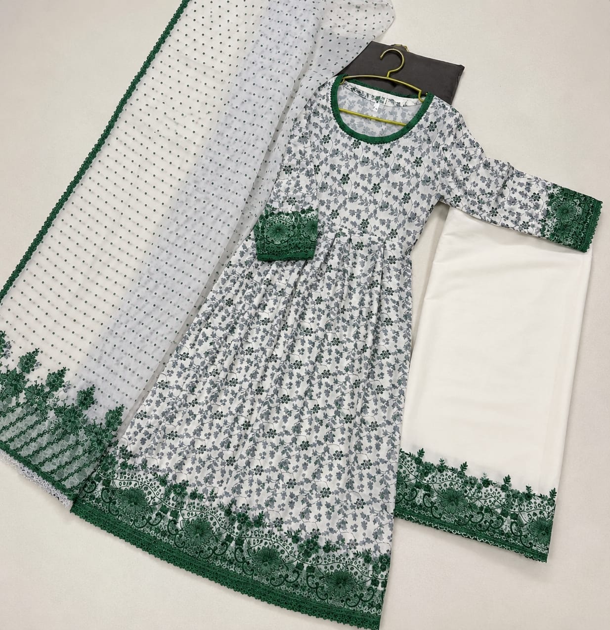 Independence Day Hania Aamir Inspired Kids 3 Piece Maxi Suit | Digital Printed Maxi, Flapper & Monar Dupatta