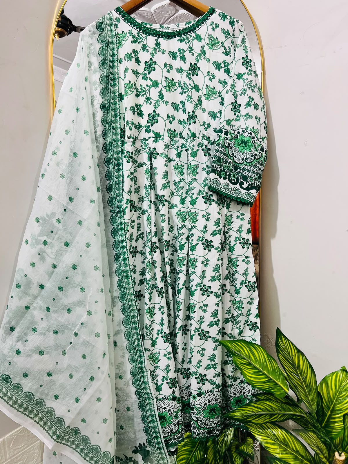 Sabiqoon Collection Hania Amir Inspired 3 Piece Maxi Suit | Digital Printed Maxi, Flapper & Monar Dupatta
